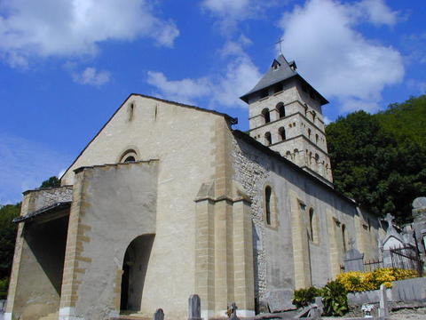 Eglise romane Saint-Didier, centre bourg